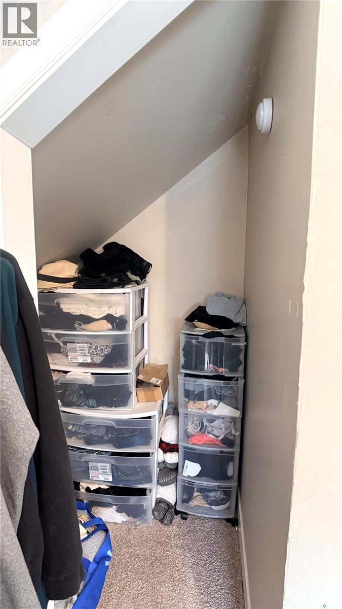 1537 Second Street, Estevan, SK - Indoor Photo Showing Other Room