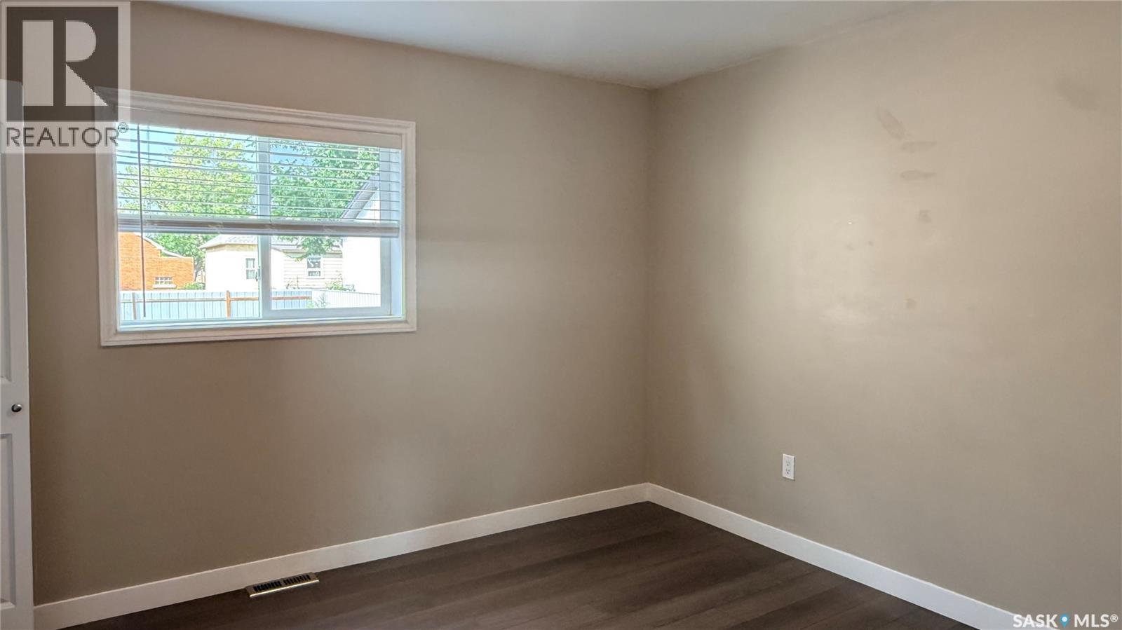 1537 Second Street, Estevan, SK - Indoor Photo Showing Other Room