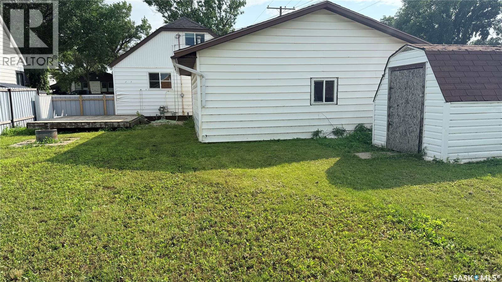 1537 Second Street, Estevan, SK - Outdoor With Exterior