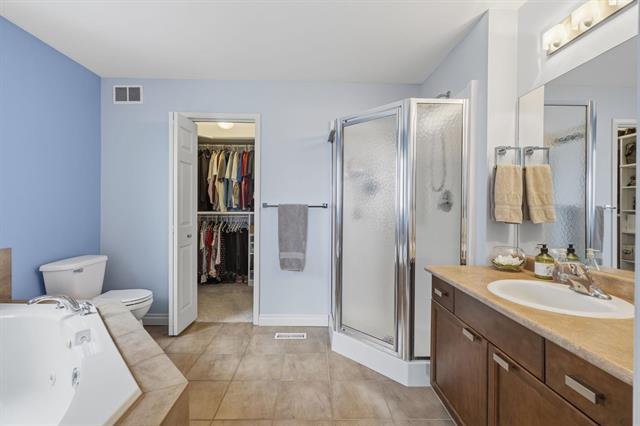 31 Scammel Rd, Winnipeg, MB