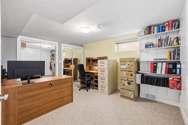 31 Scammel Rd, Winnipeg, MB