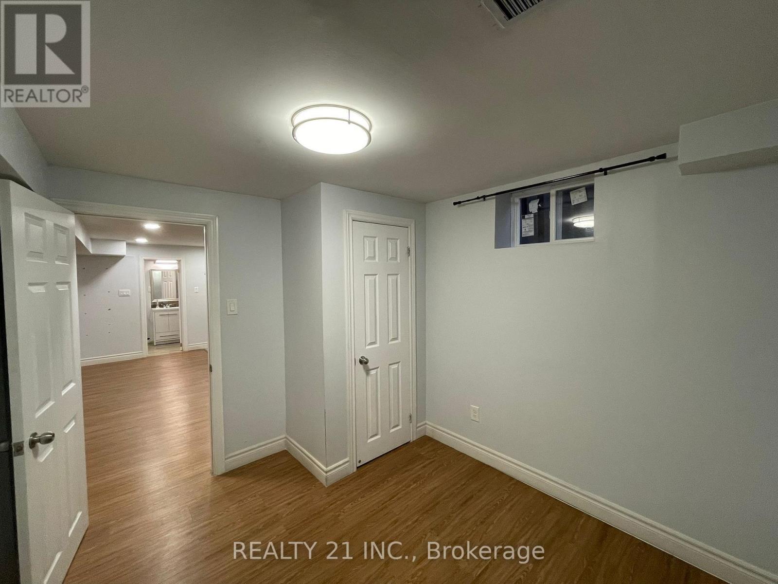 11 Iles Street W, Ajax, ON - Indoor Photo Showing Other Room