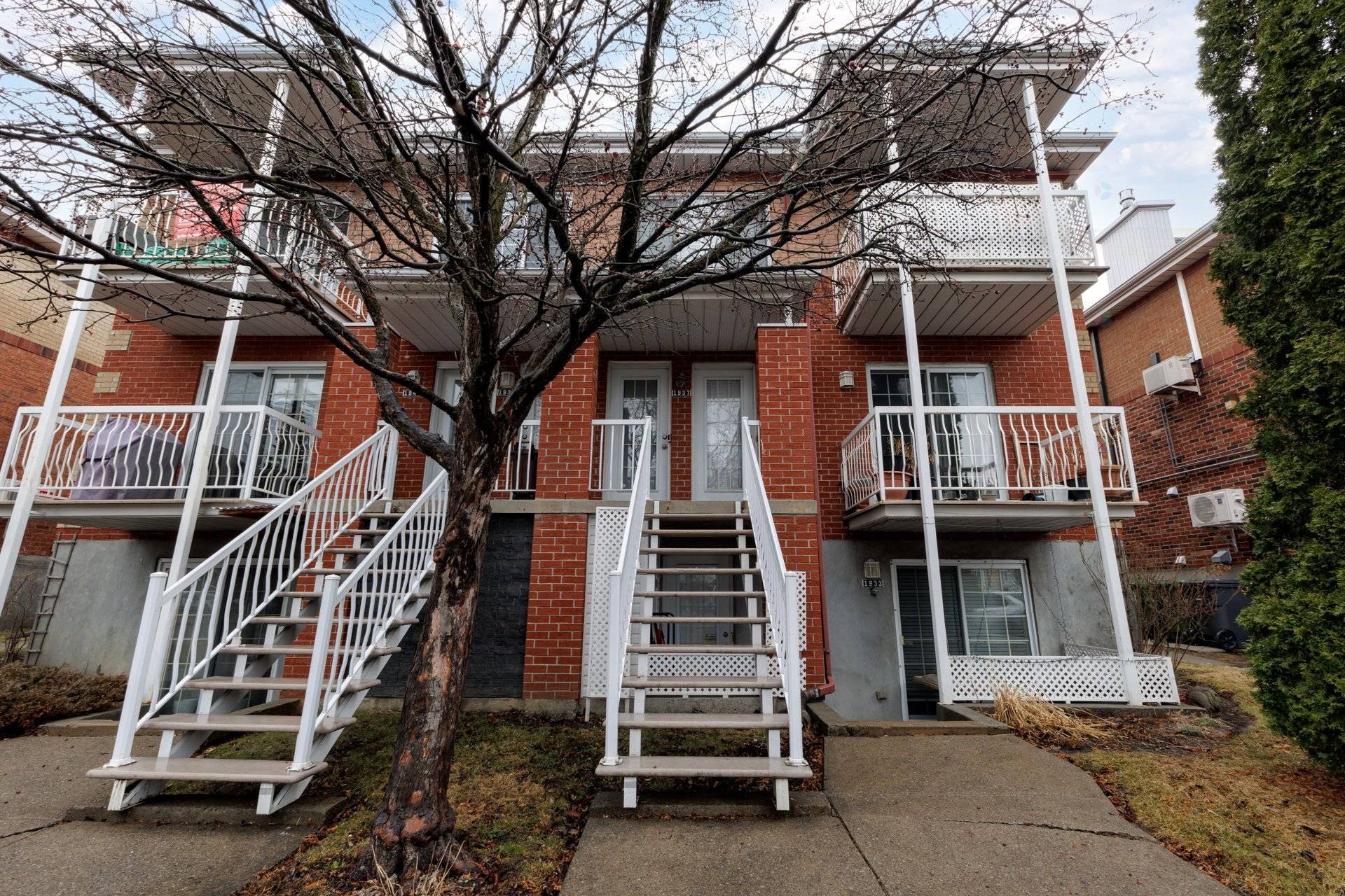 Front of Structure - 1937 Boul. Guy-Bouchard, Montréal (Lasalle), QC - Outdoor