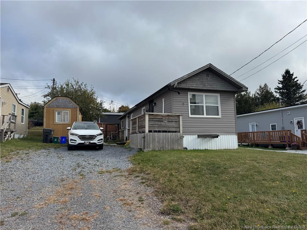 7 First St, Hampton, NB