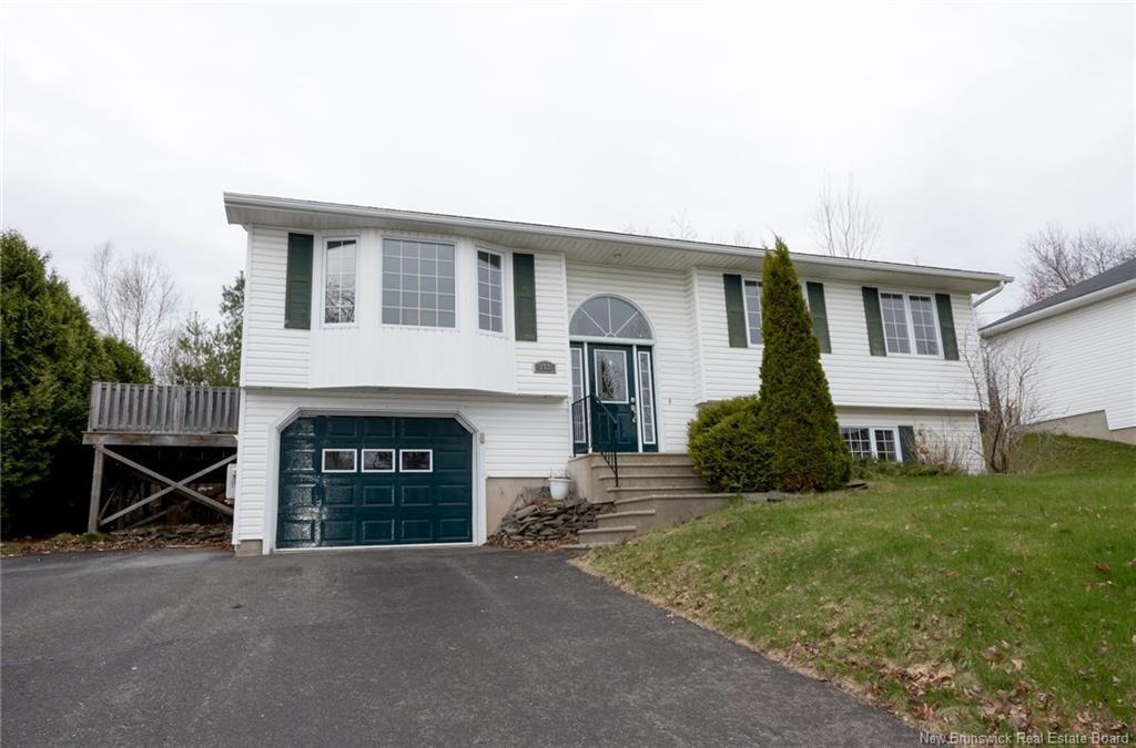 372 Kimble Dr, Fredericton, NB
