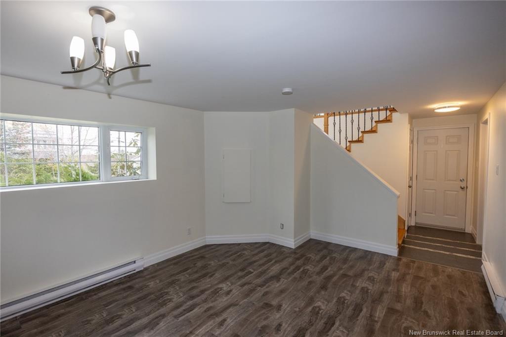 372 Kimble Dr, Fredericton, NB