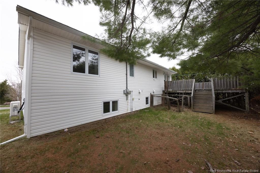 372 Kimble Dr, Fredericton, NB