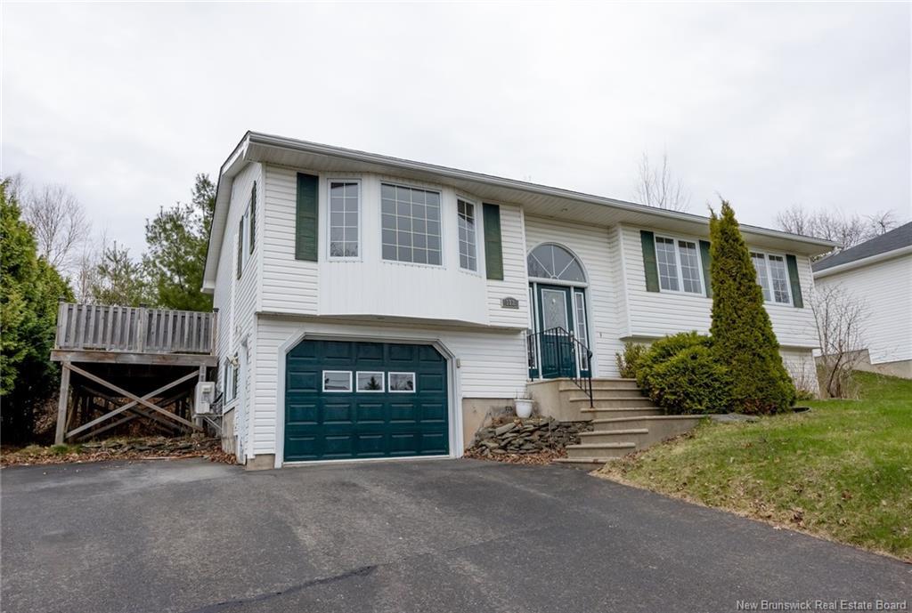 372 Kimble Dr, Fredericton, NB