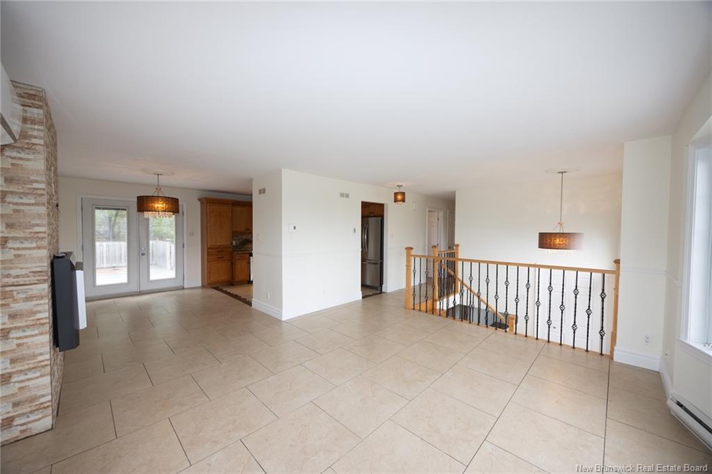 372 Kimble Dr, Fredericton, NB