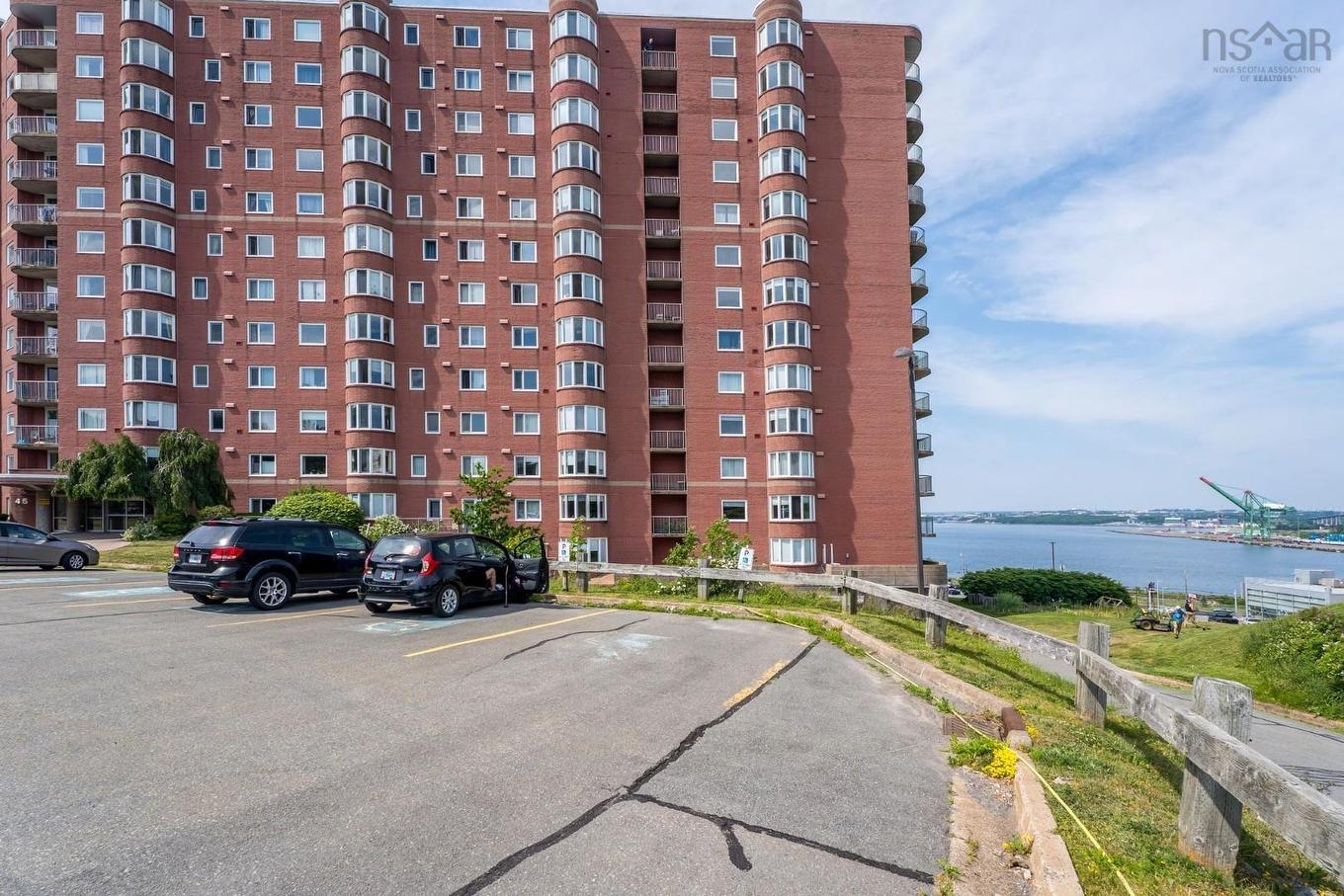 114 45 Vimy Avenue, Halifax, NS