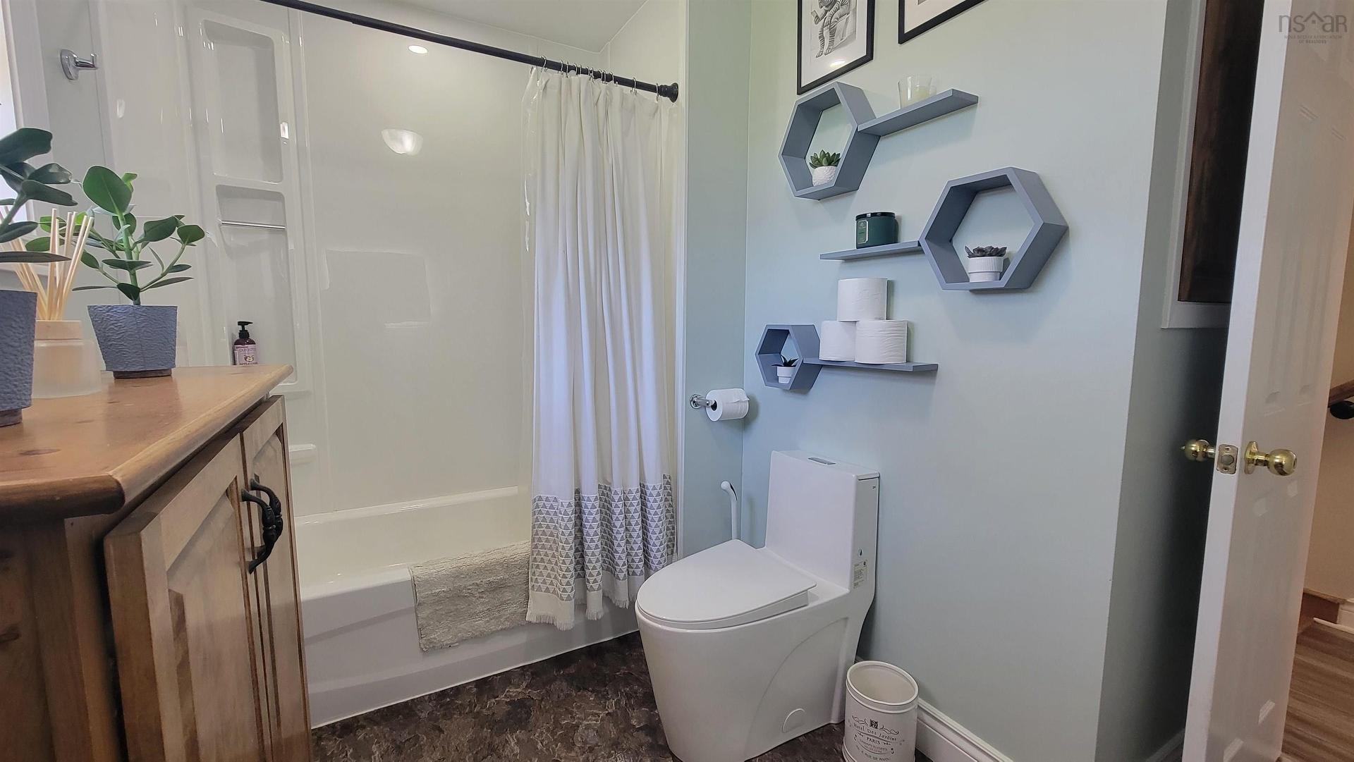 202 Saunders Road, Deerfield, NS