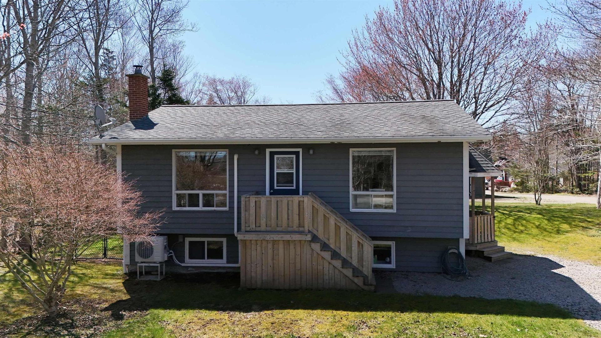 202 Saunders Road, Deerfield, NS