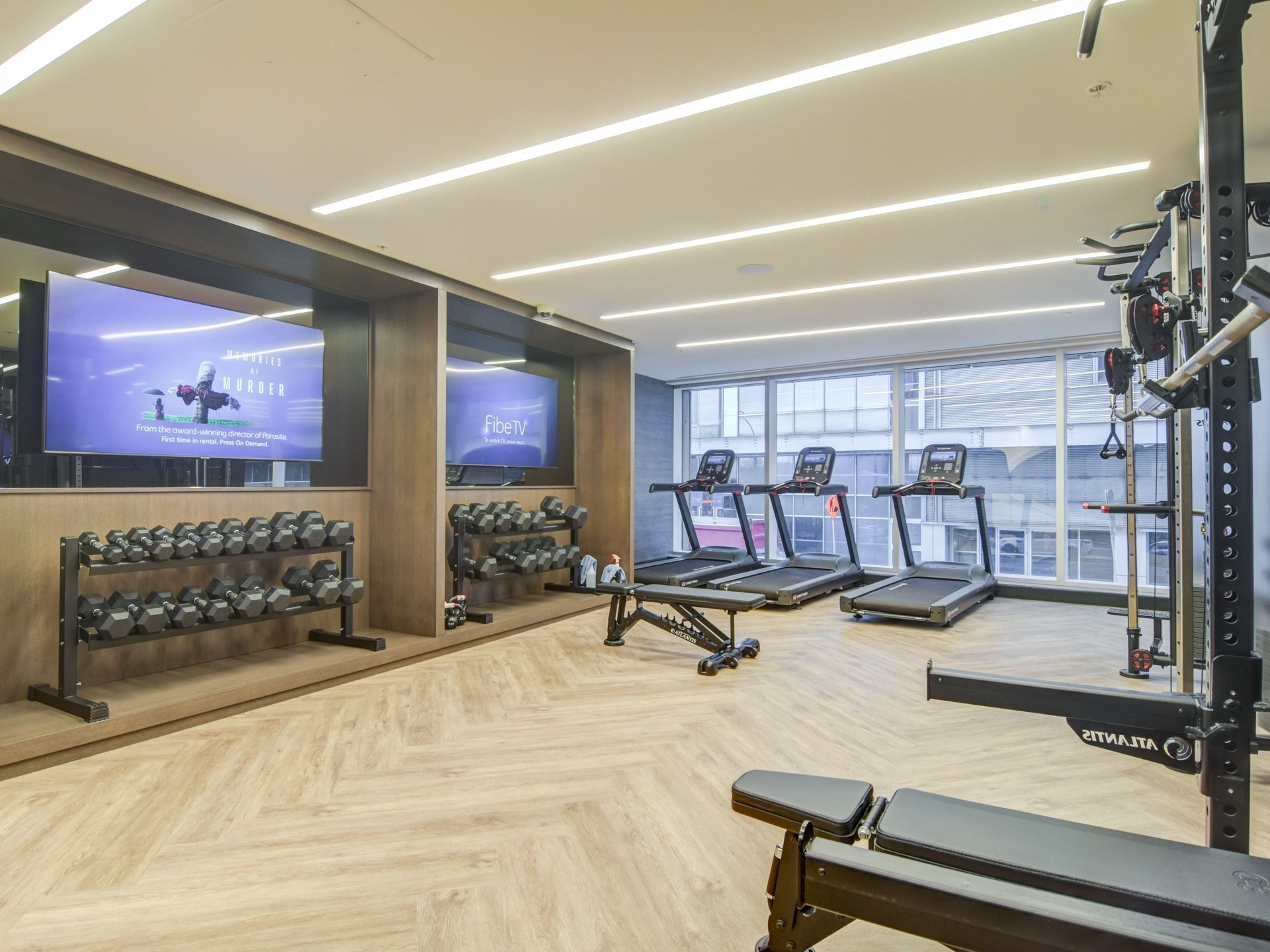 Salle d'exercice - 4905-1288 Rue St-Antoine O., Montréal (Ville-Marie), QC - Indoor Photo Showing Gym Room