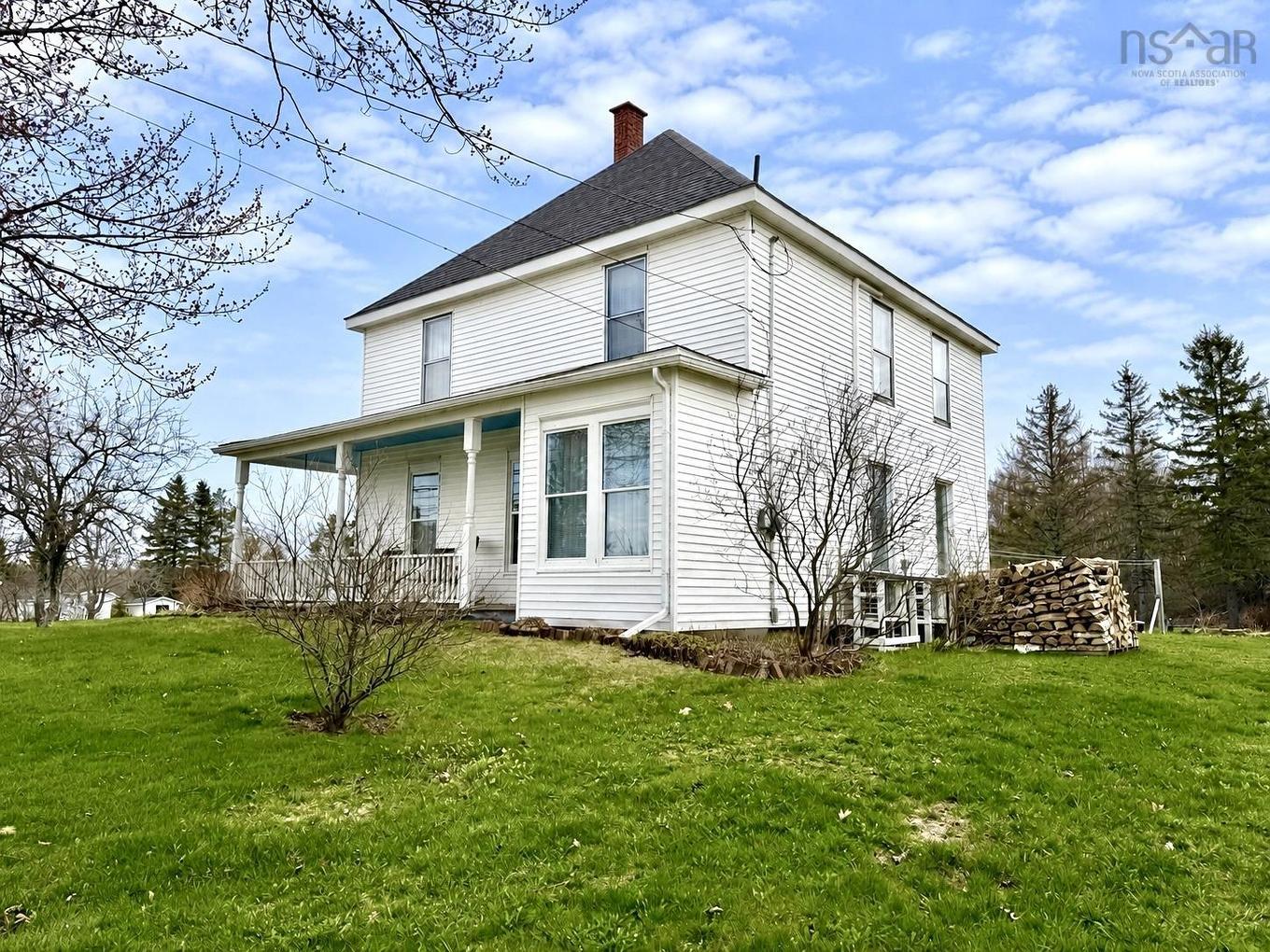1684 242 Highway, River Hebert, NS
