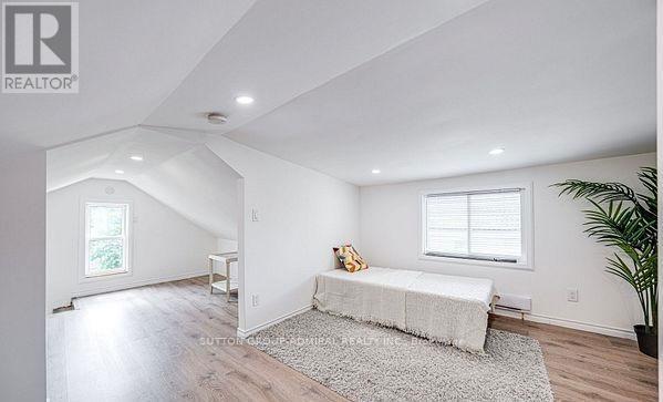 43 Adair Avenue, Hamilton, ON - Indoor