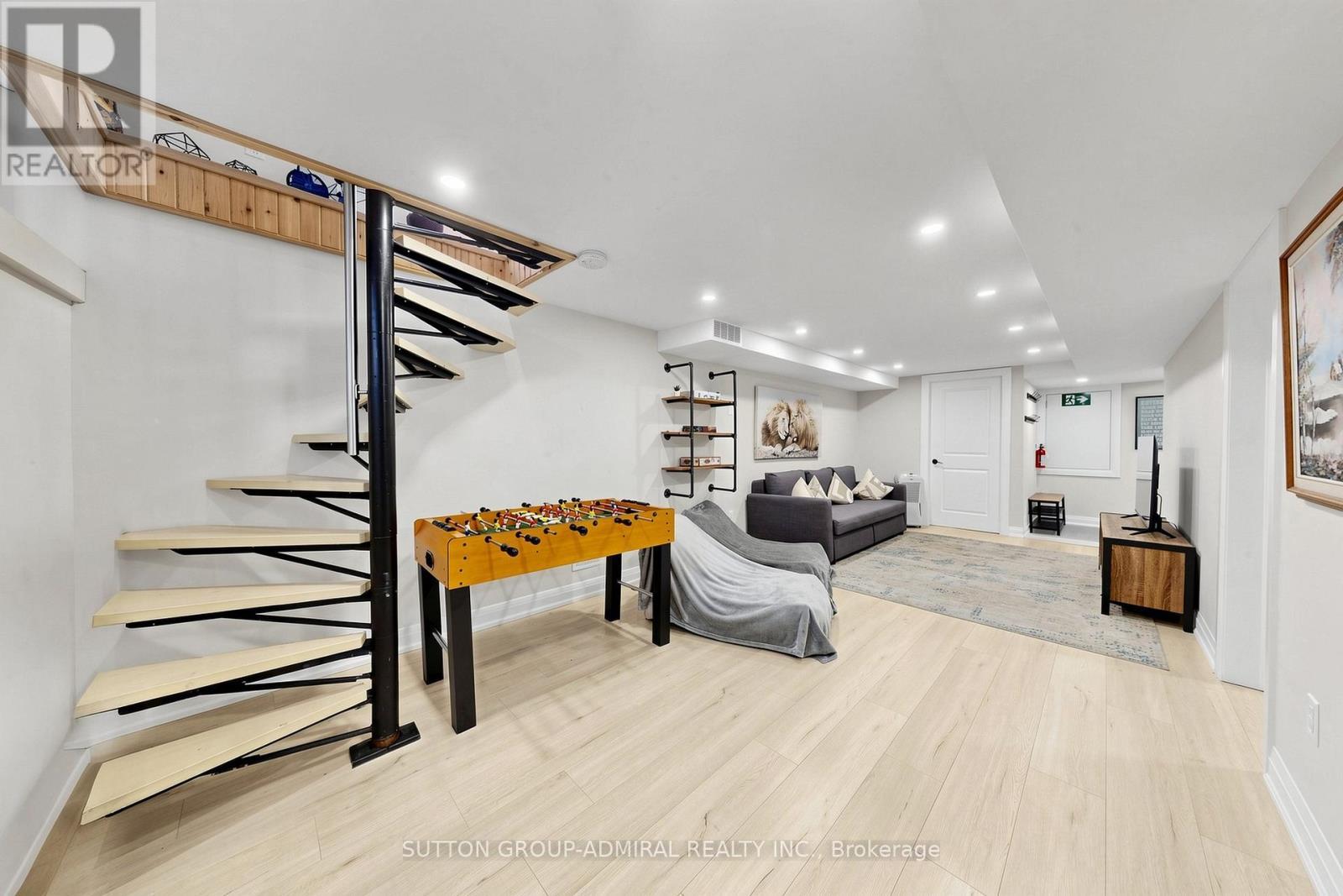 28 Timcourt Drive, Tiny, ON - Indoor