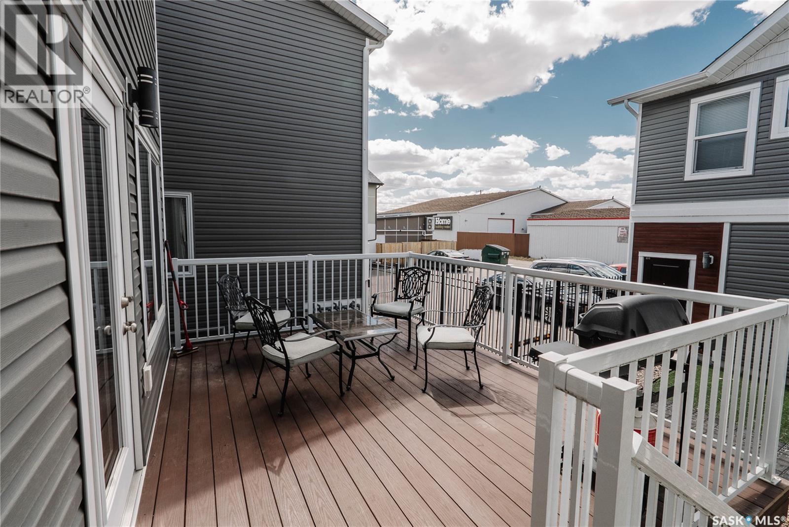 451 L Avenue S, Saskatoon, SK - Outdoor With Exterior