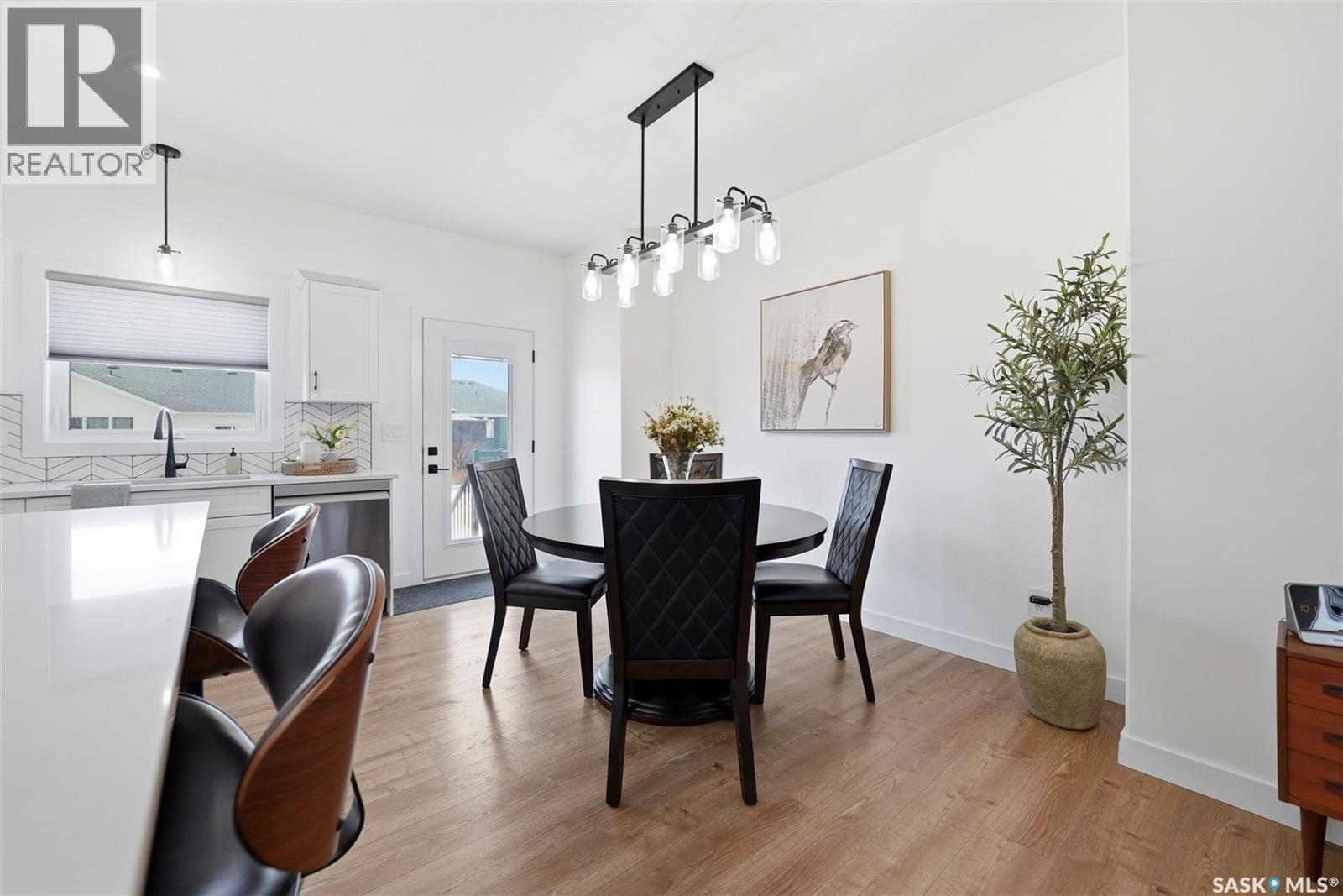 709 Sarazen Drive, Warman, SK - Indoor Photo Showing Dining Room