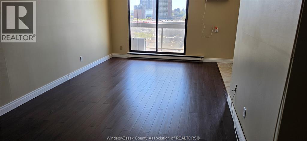 150 Park West Unit# 1112, Windsor, ON - Indoor Photo Showing Other Room