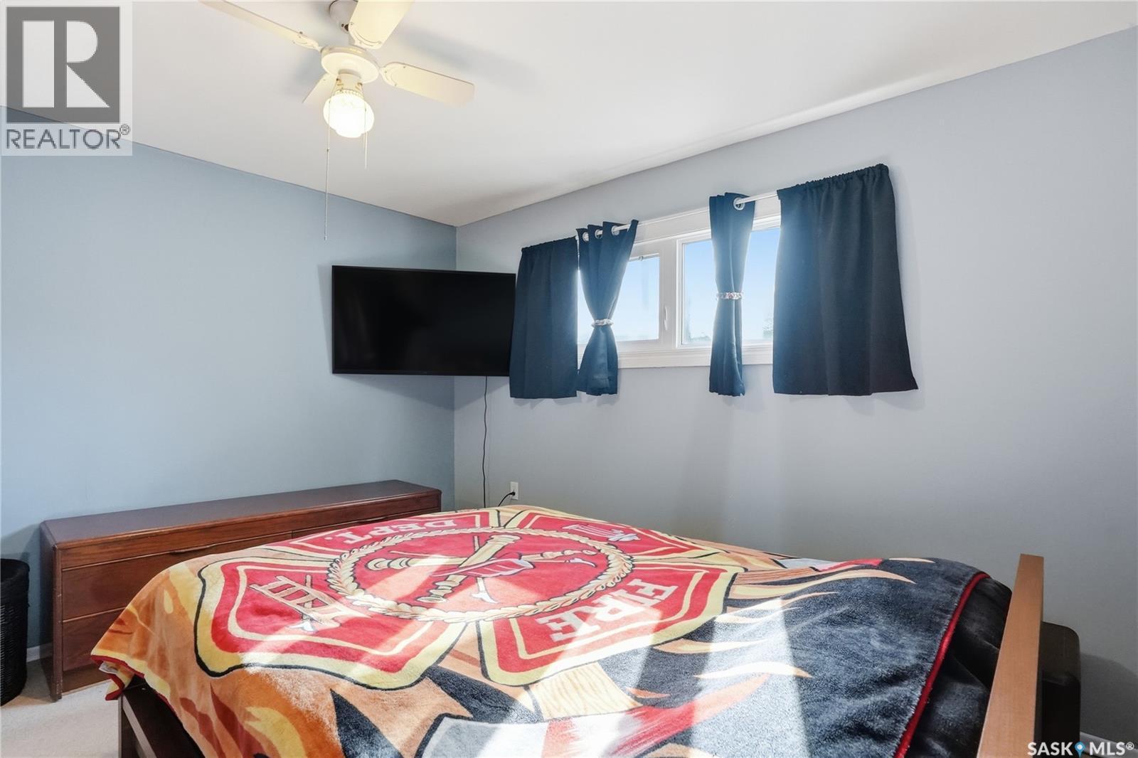 1 2Nd Street E, Langham, SK - Indoor Photo Showing Bedroom