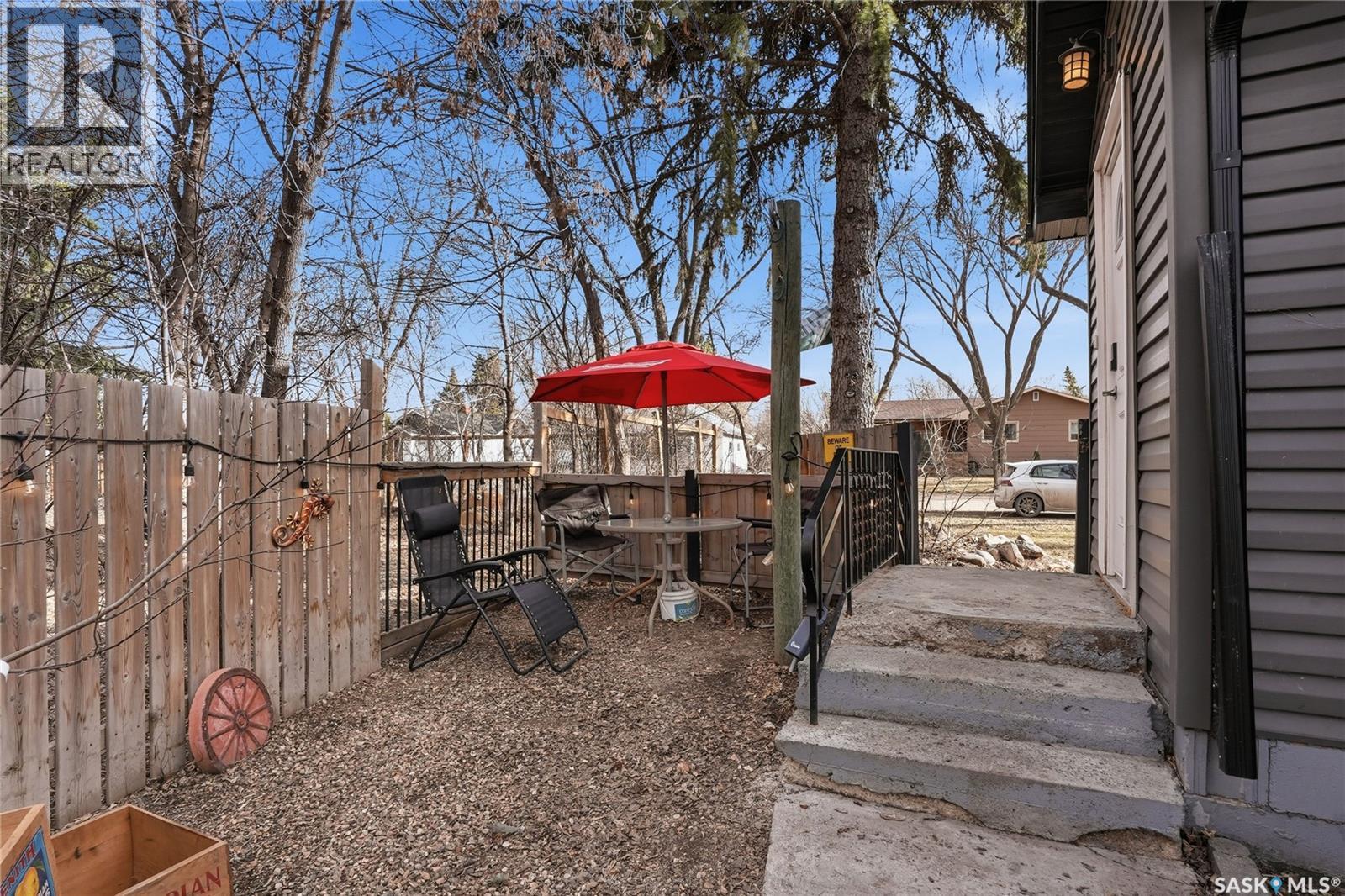 1 2Nd Street E, Langham, SK - Outdoor