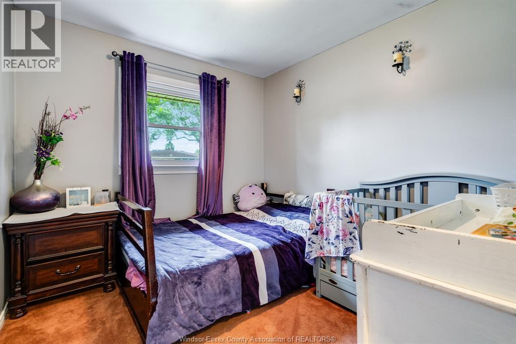 104 Danforth Avenue, Leamington, ON - Indoor Photo Showing Bedroom