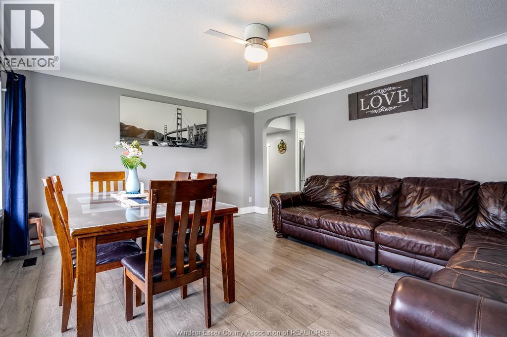 104 Danforth Avenue, Leamington, ON - Indoor