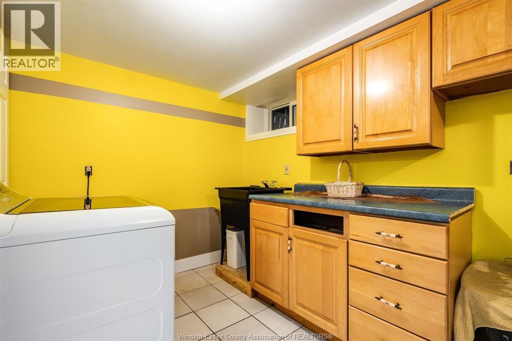 104 Danforth Avenue, Leamington, ON - Indoor