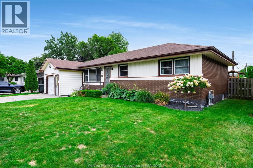 104 Danforth Avenue, Leamington, ON - Outdoor