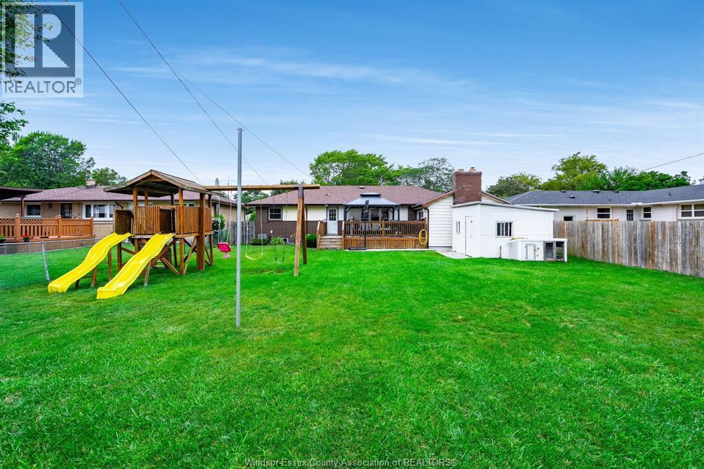 104 Danforth Avenue, Leamington, ON - Outdoor With Backyard