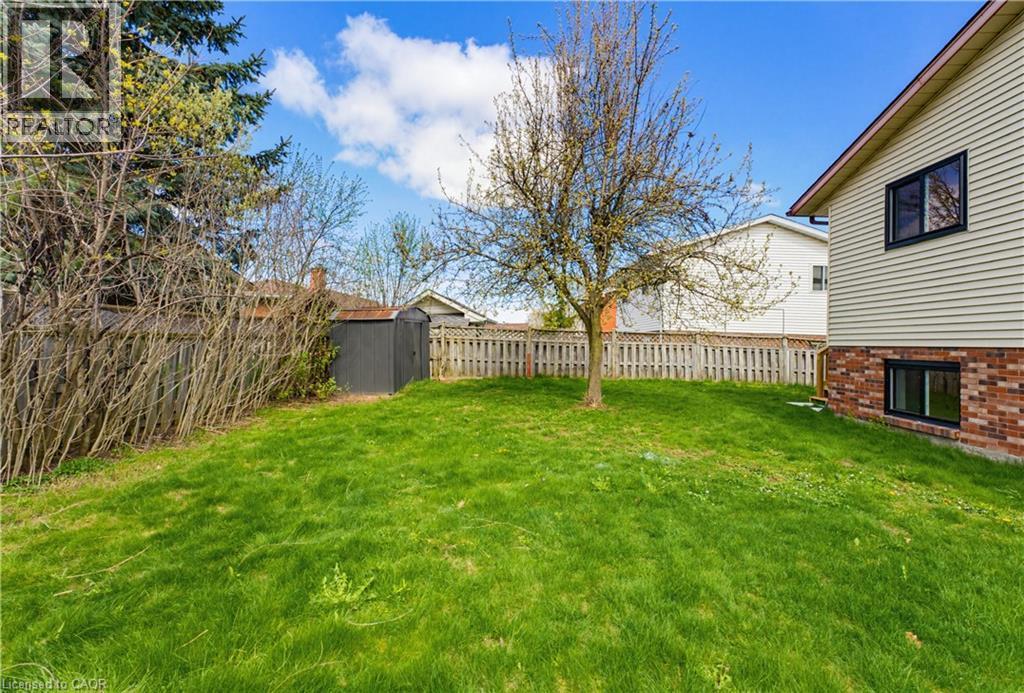 99 Oakhurst Crescent, Kitchener, ON - Outdoor