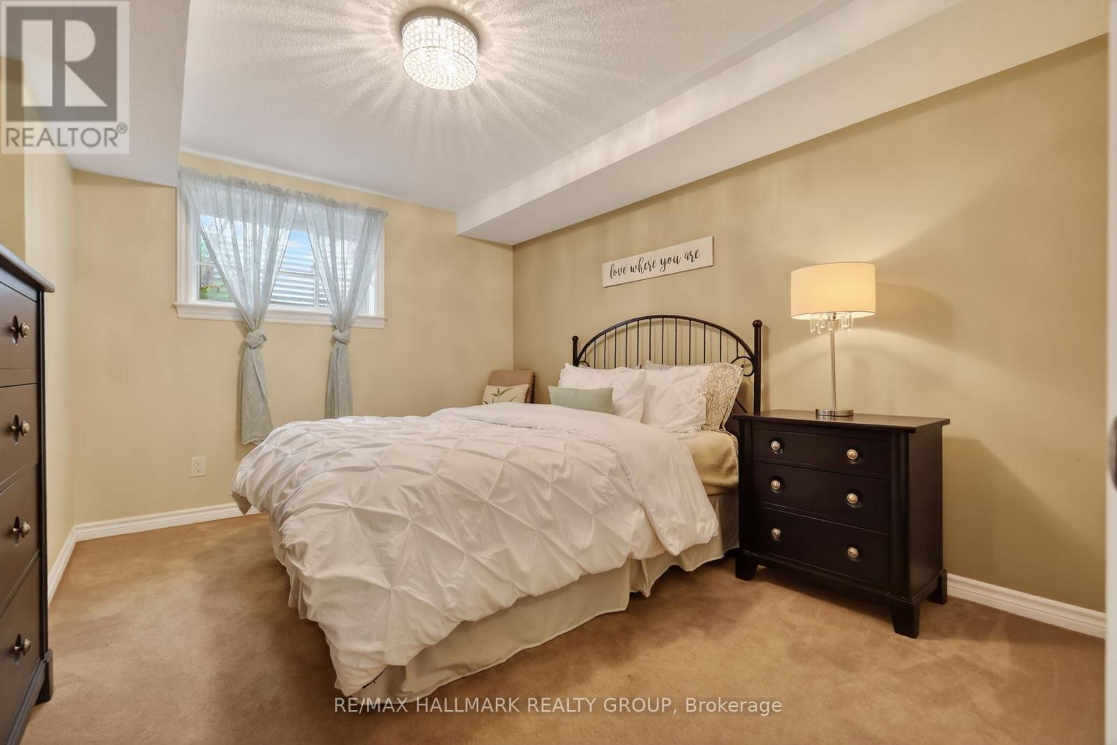 236 Bulrush Crescent, Ottawa, ON - Indoor Photo Showing Bedroom