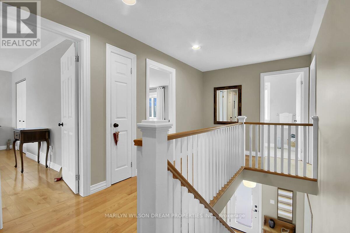 3276 Barlow Crescent, Ottawa, ON