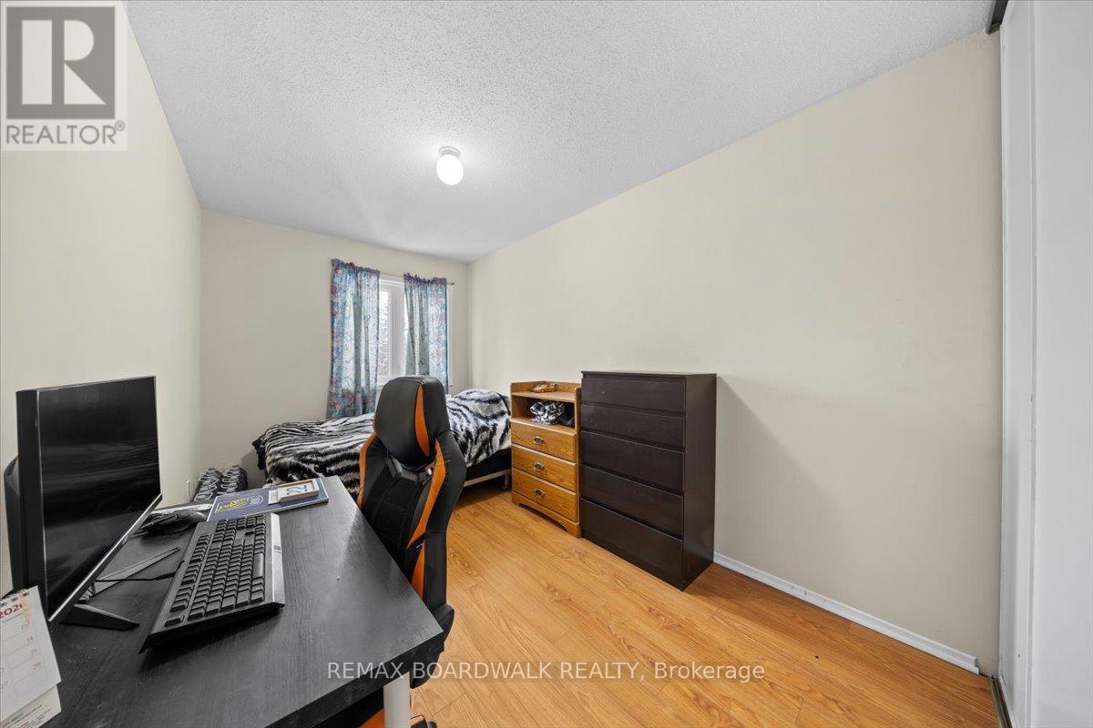 1516 Briarfield Crescent, Ottawa, ON - Indoor Photo Showing Office