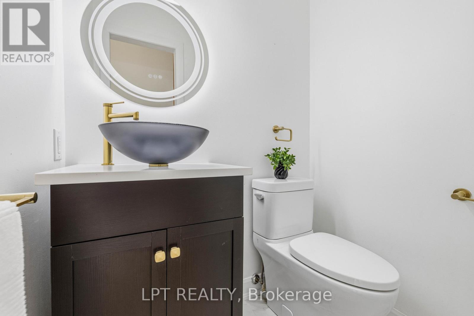 Main Floor Powder Room - 50 Concession Rd 2 W, Tiny, ON - Indoor Photo Showing Bathroom