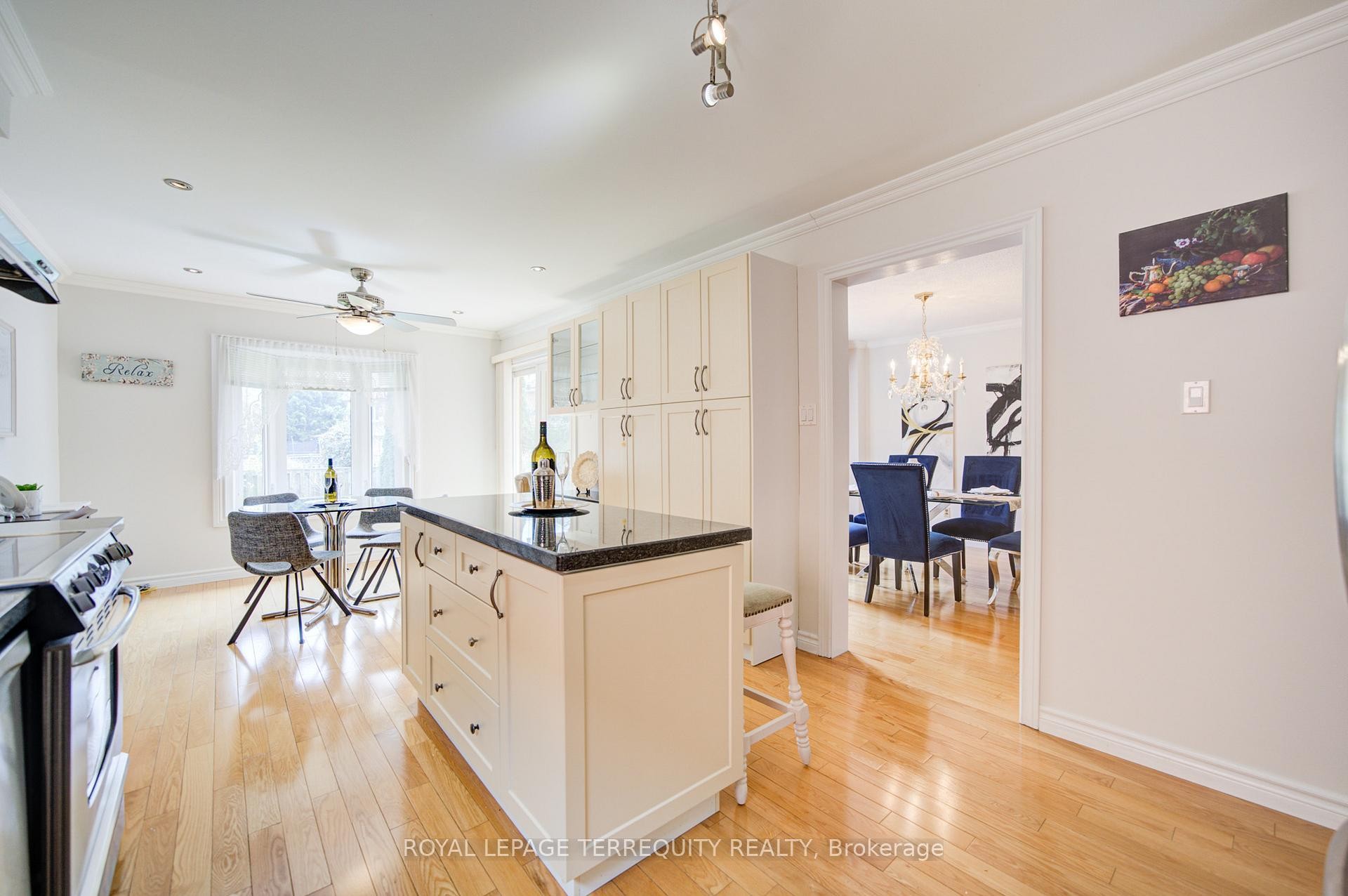 1656 Carrington Road, Mississauga, ON - Indoor Photo Showing Other Room