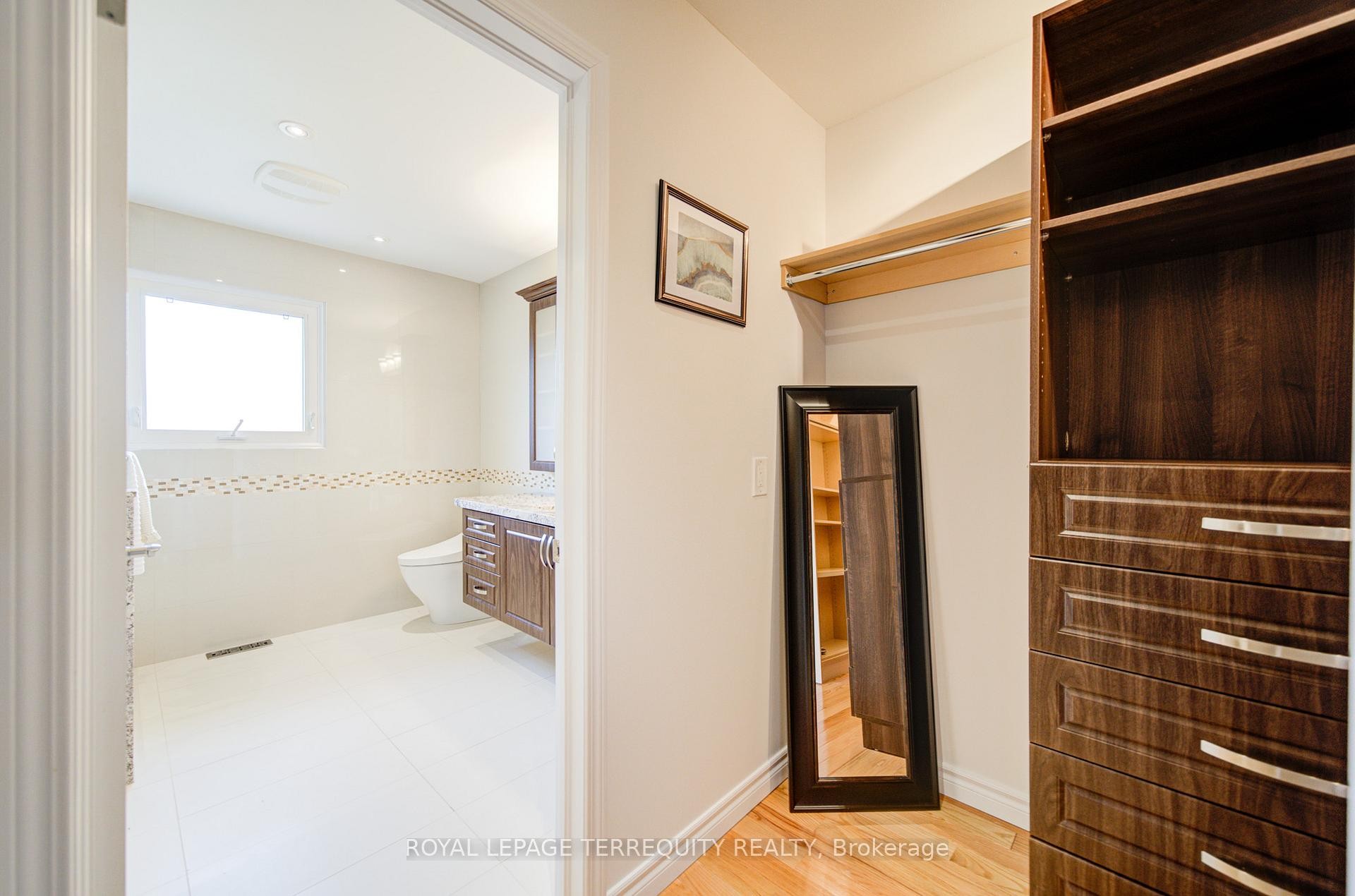 1656 Carrington Road, Mississauga, ON - Indoor Photo Showing Other Room