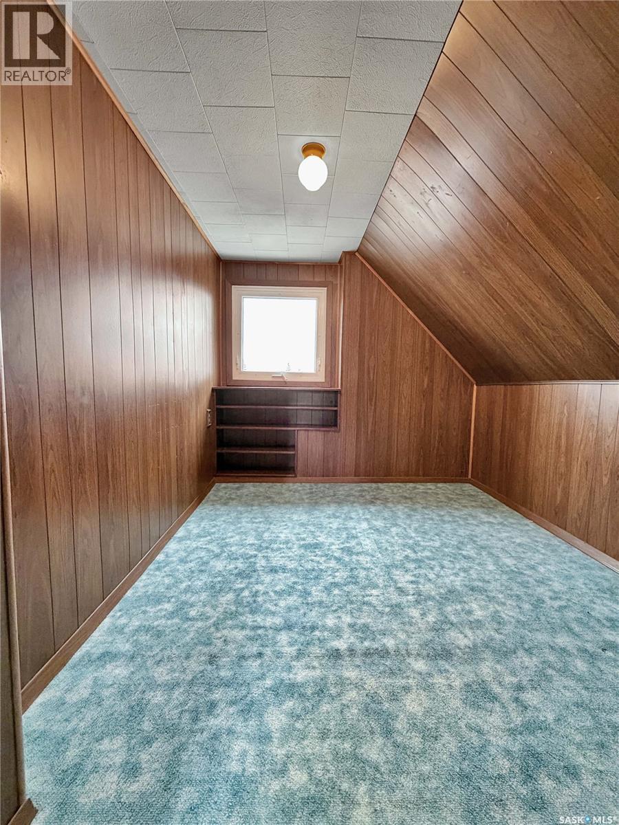 604 Sussex Avenue, Esterhazy, SK - Indoor