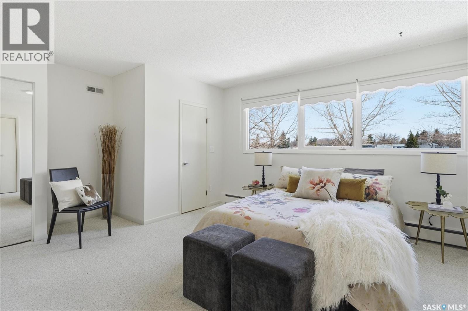 2020 Eastlake Avenue, Saskatoon, SK - Indoor Photo Showing Bedroom