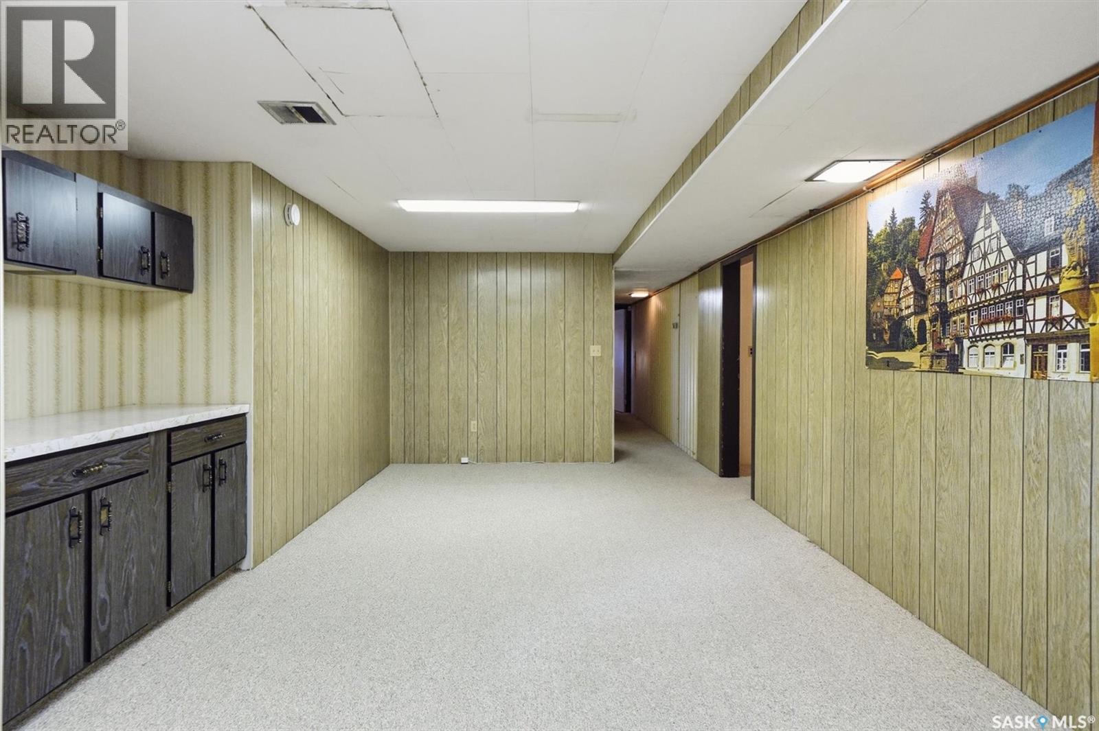 2020 Eastlake Avenue, Saskatoon, SK - Indoor