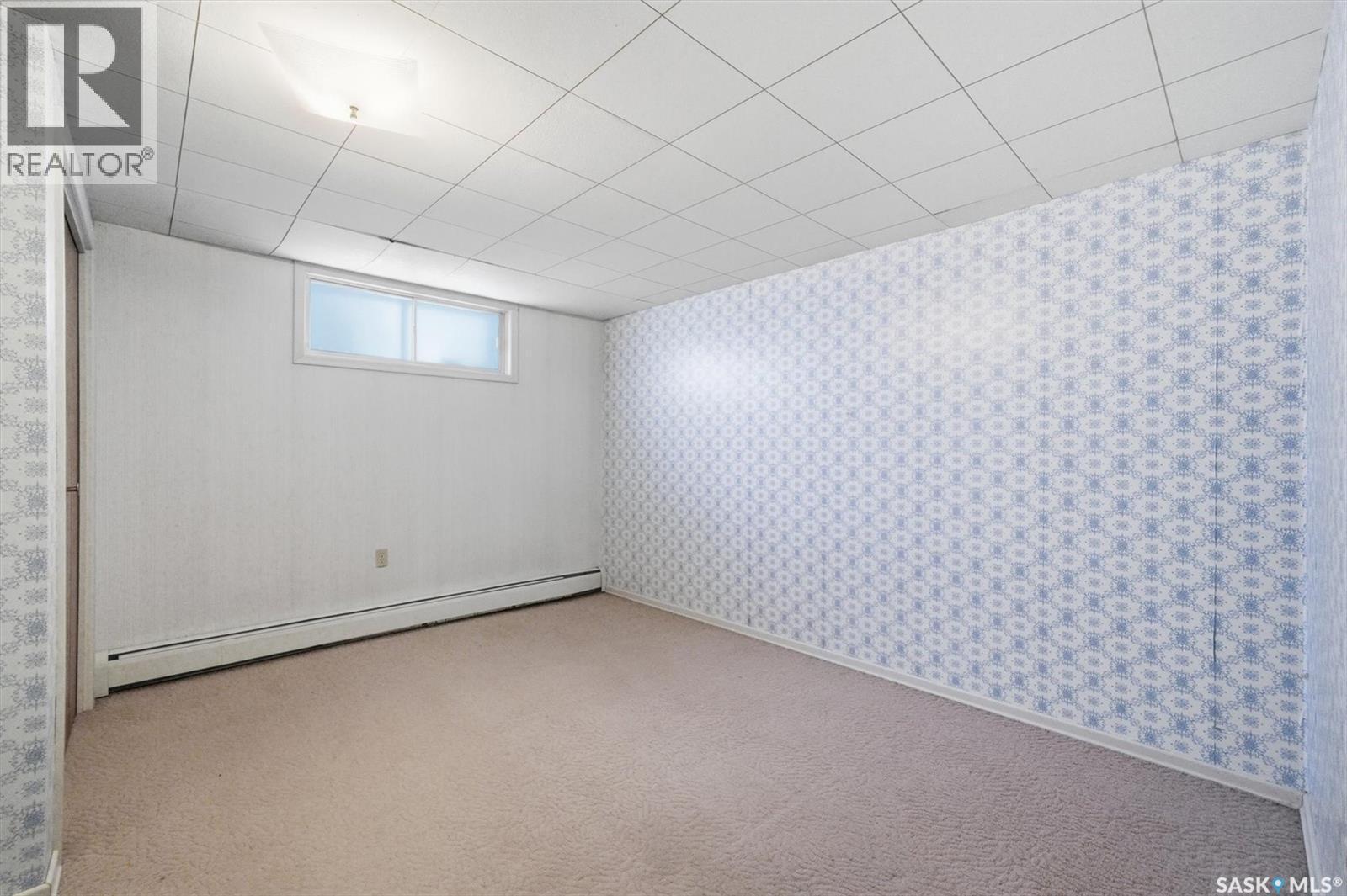 2020 Eastlake Avenue, Saskatoon, SK - Indoor Photo Showing Other Room