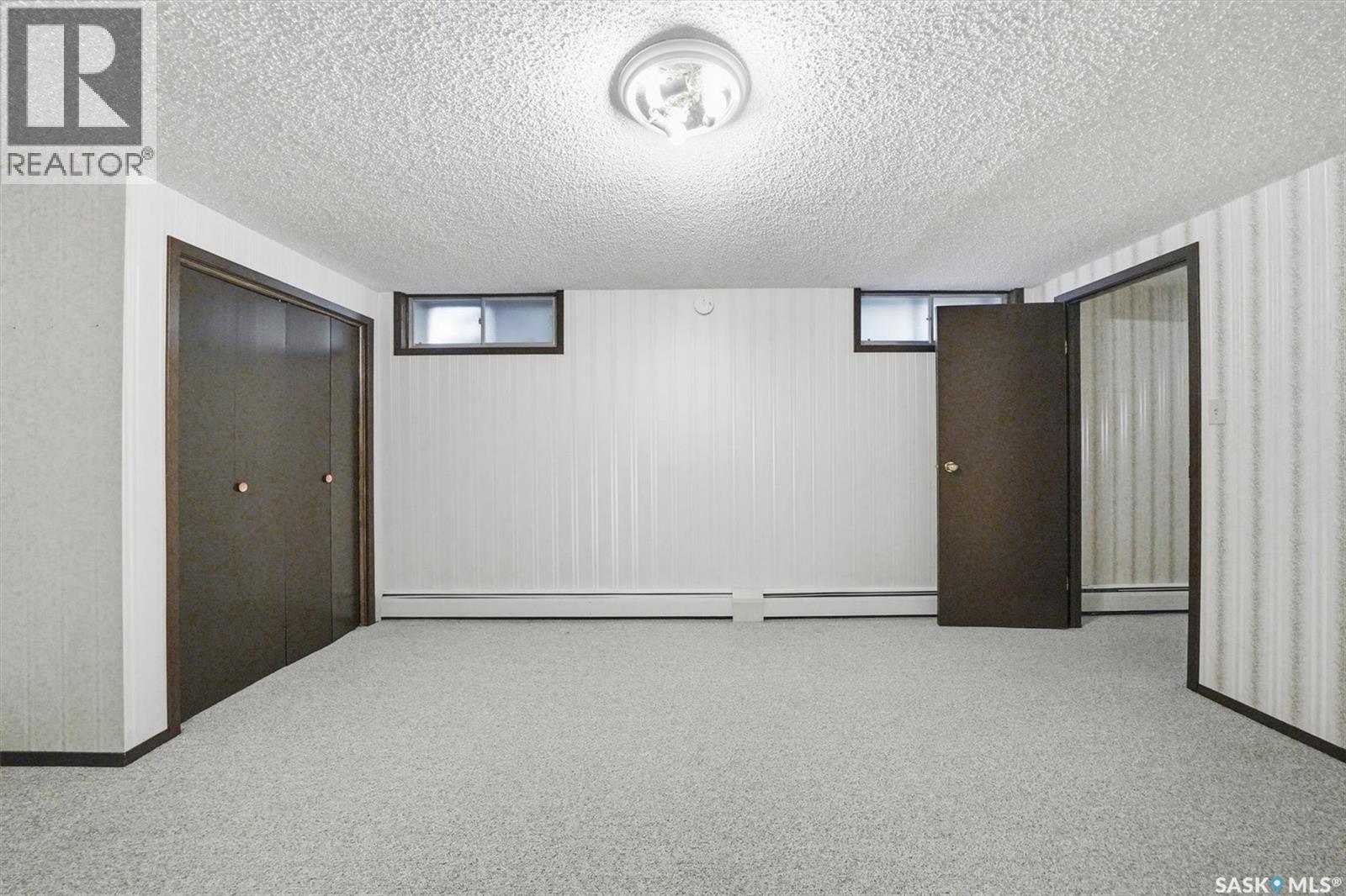2020 Eastlake Avenue, Saskatoon, SK - Indoor Photo Showing Other Room