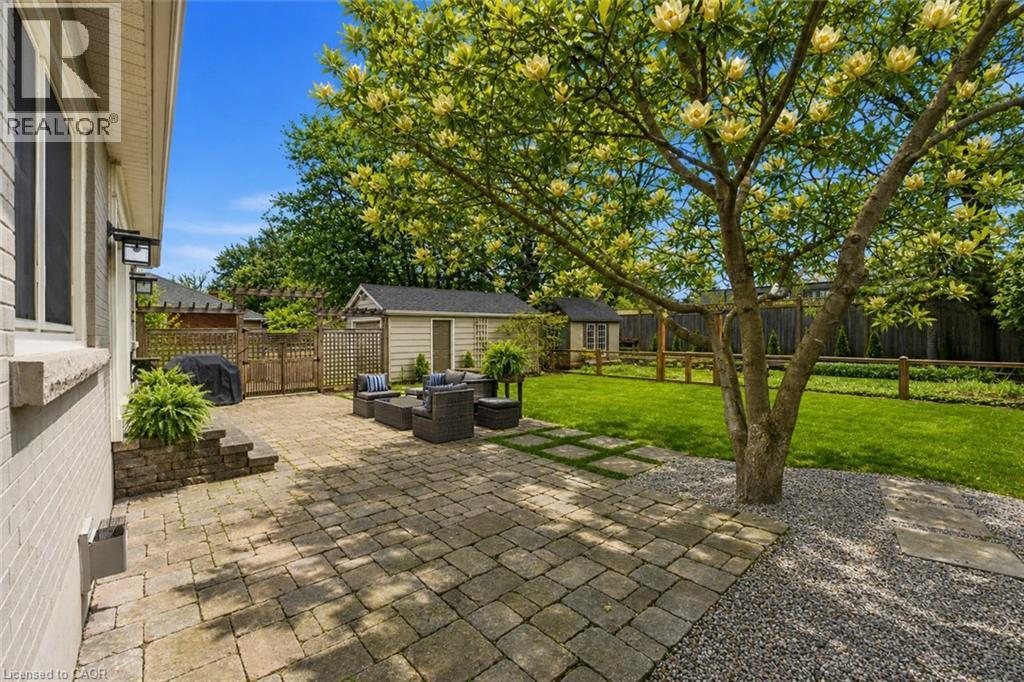 Virtually created foliage/season - 2137 Deyncourt Drive, Burlington, ON - Outdoor