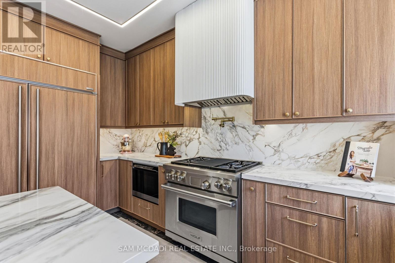 3155 Seabright Drive, Mississauga, ON - Indoor Photo Showing Kitchen