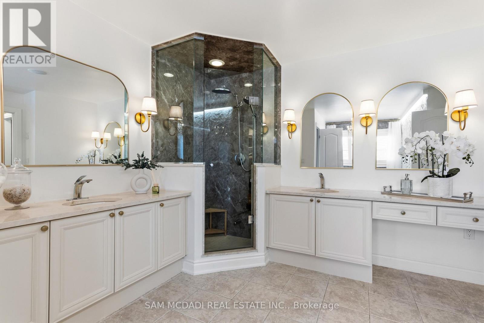 3155 Seabright Drive, Mississauga, ON - Indoor Photo Showing Bathroom