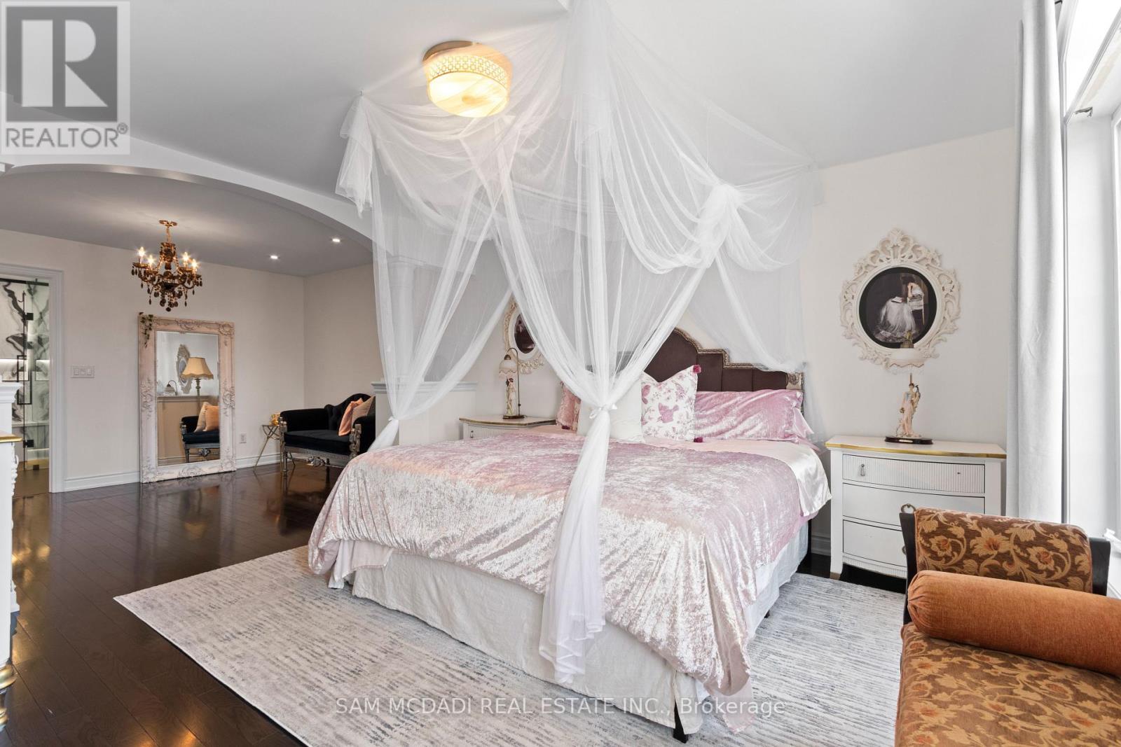 3155 Seabright Drive, Mississauga, ON - Indoor Photo Showing Bedroom
