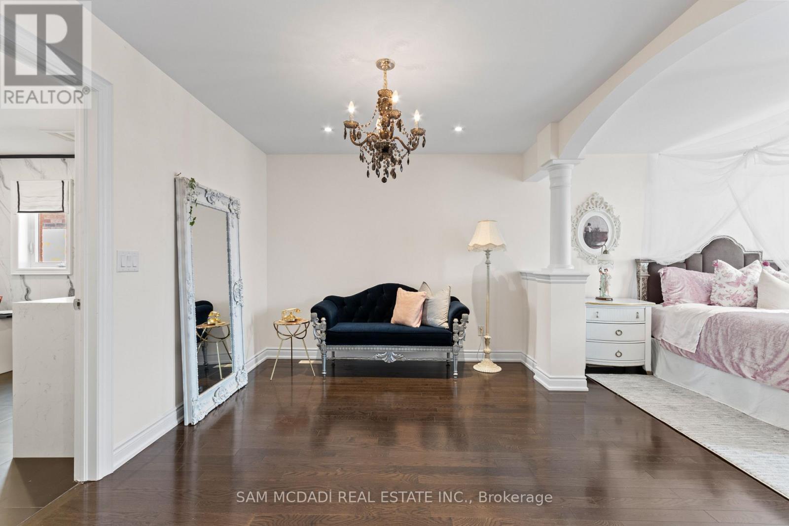 3155 Seabright Drive, Mississauga, ON - Indoor
