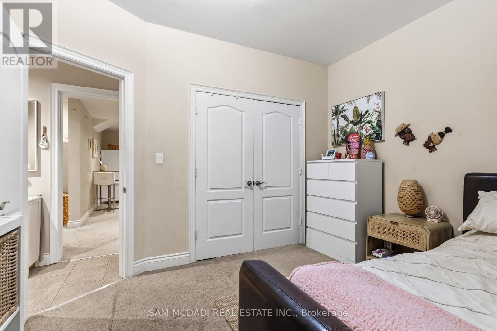 3155 Seabright Drive, Mississauga, ON - Indoor Photo Showing Bedroom