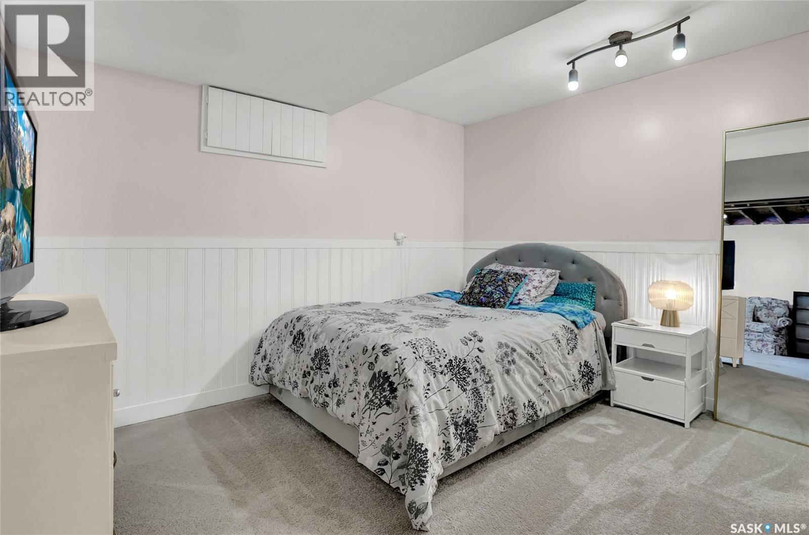 23 Scrivener Crescent, Regina, SK - Indoor Photo Showing Bedroom