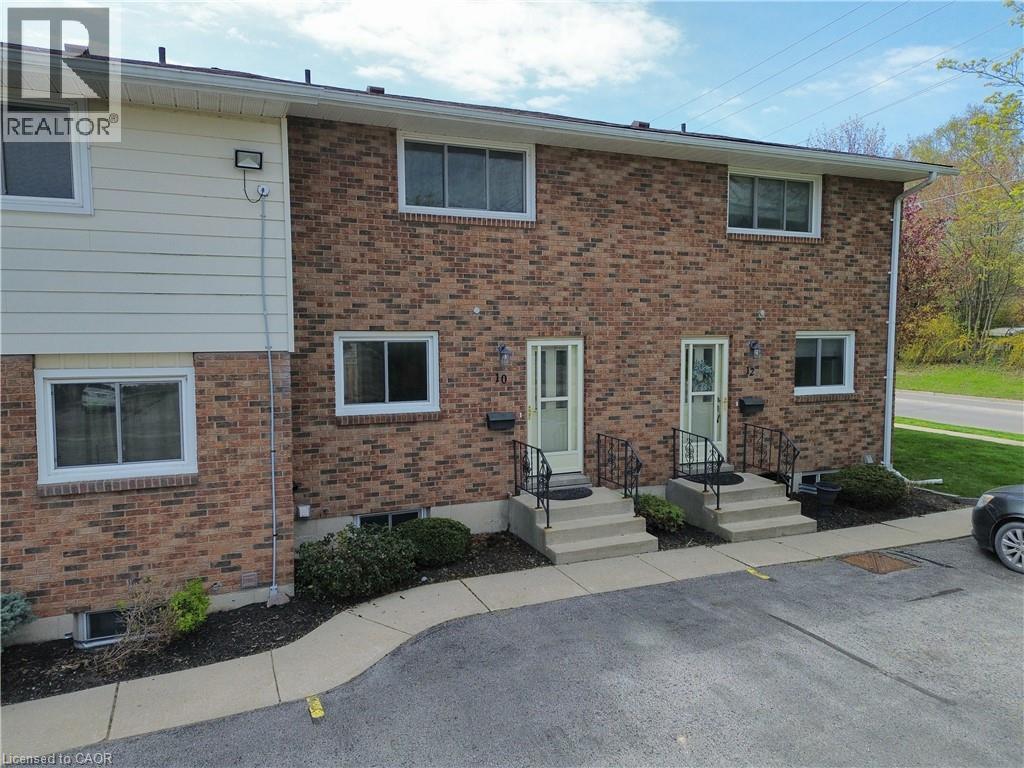 10 Montclair Crescent, Simcoe, ON - Outdoor With Exterior